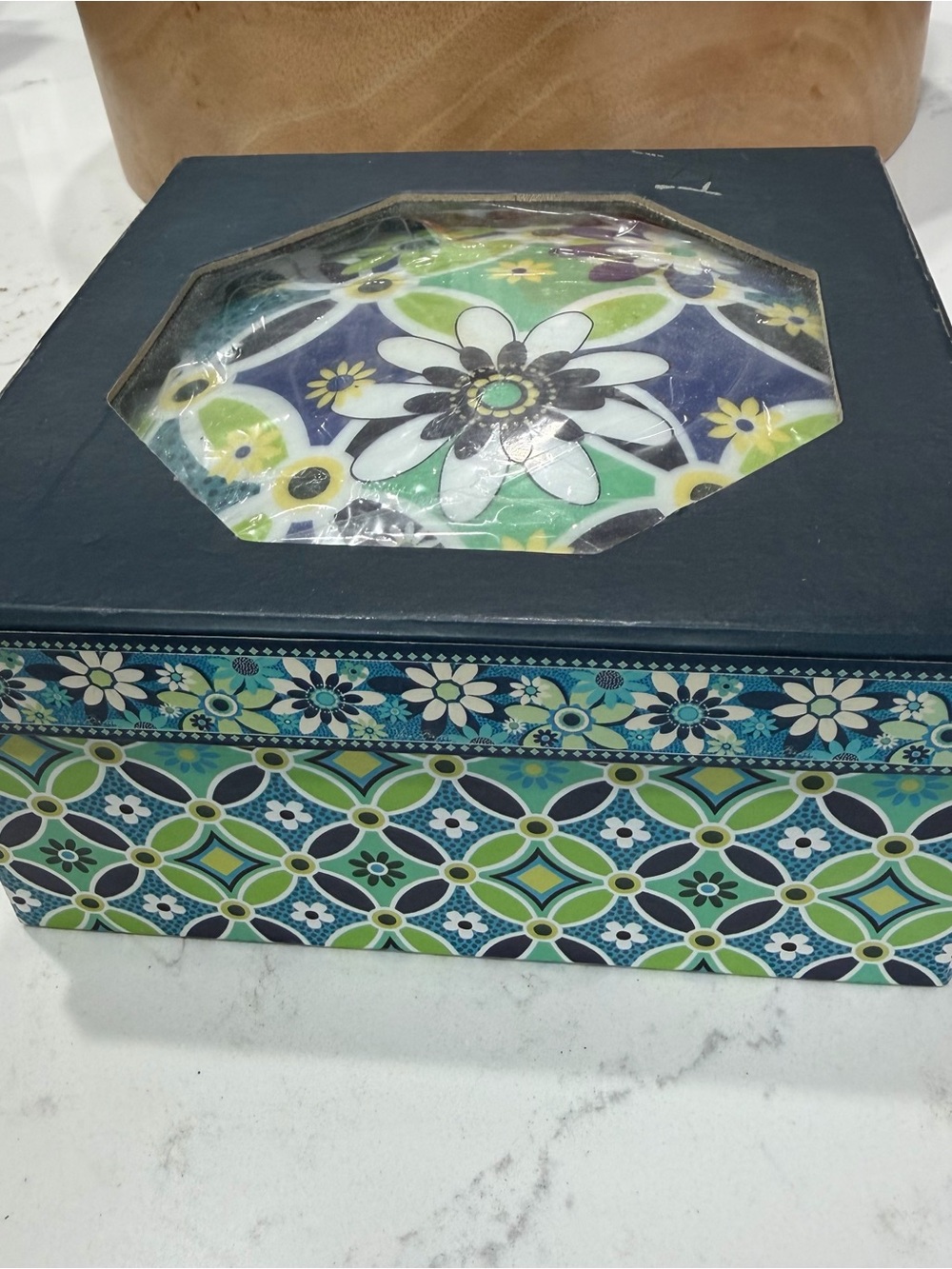 Vera Bradley/Sadek Daisy Daisy  ceramic trinket box in Navy, Lime and White